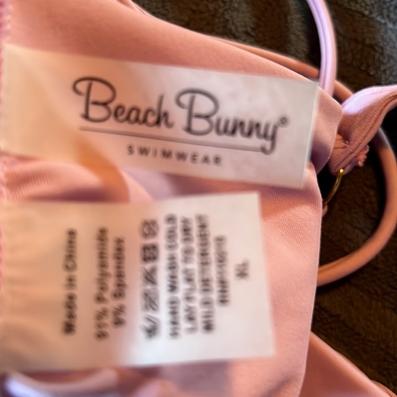 Bikini - Picture 7 of 10